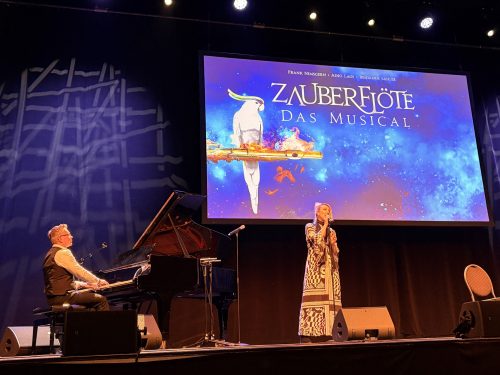 Die »Zauberflöte« kommt ins Saarland: Pressekonferenz in der Gebläsehalle Neunkirchen